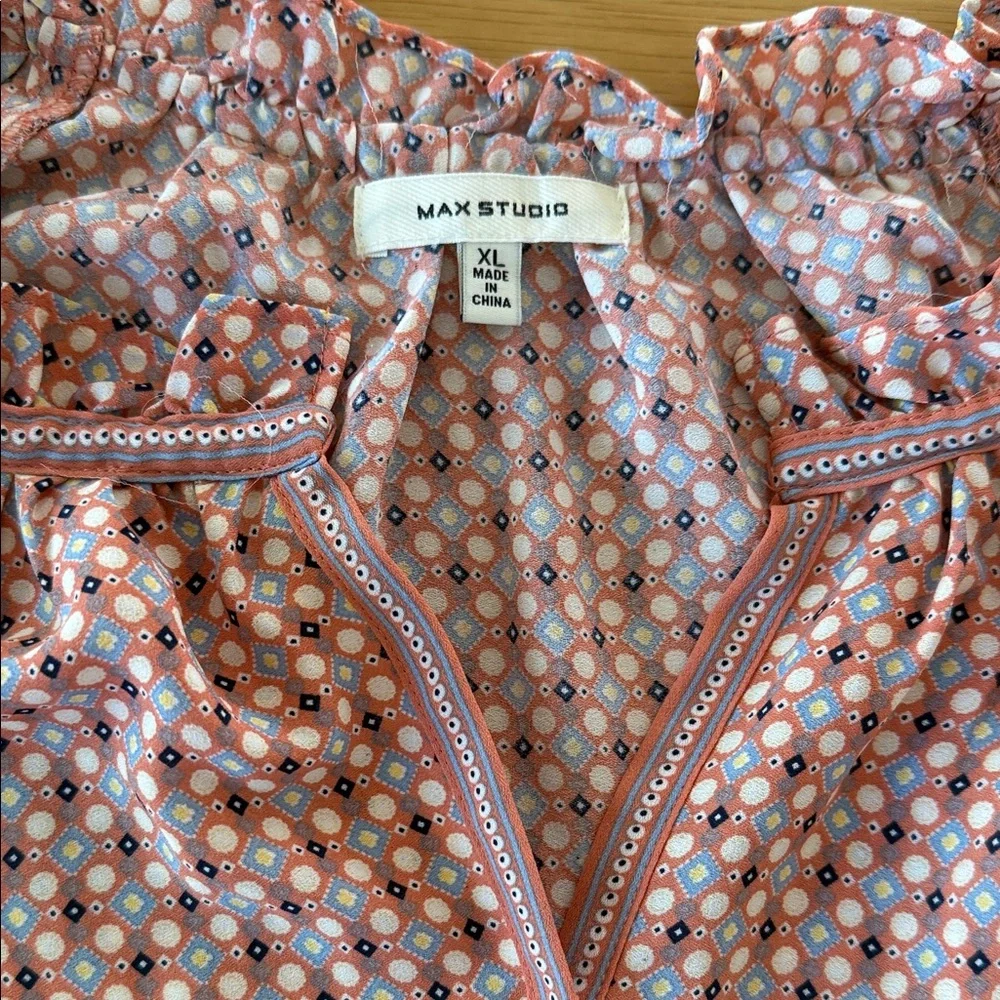 Max Studio Flowy Ruffle Blouse - Picture 2 of 5